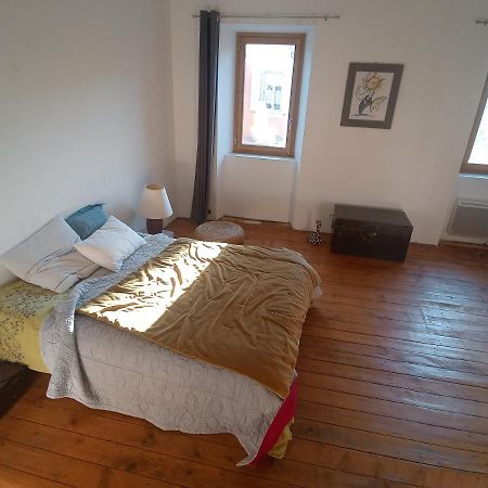 Maison De Village Bourdeaux Dış mekan fotoğraf